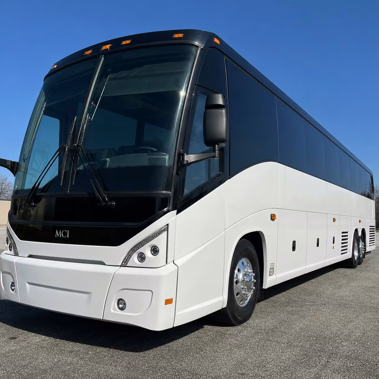bus rental options for hampton trips