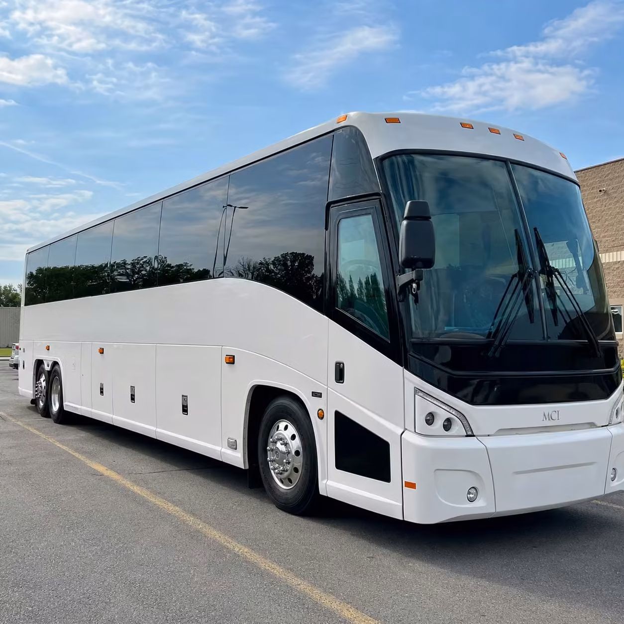 charter buses for hampton university pirate athletic events